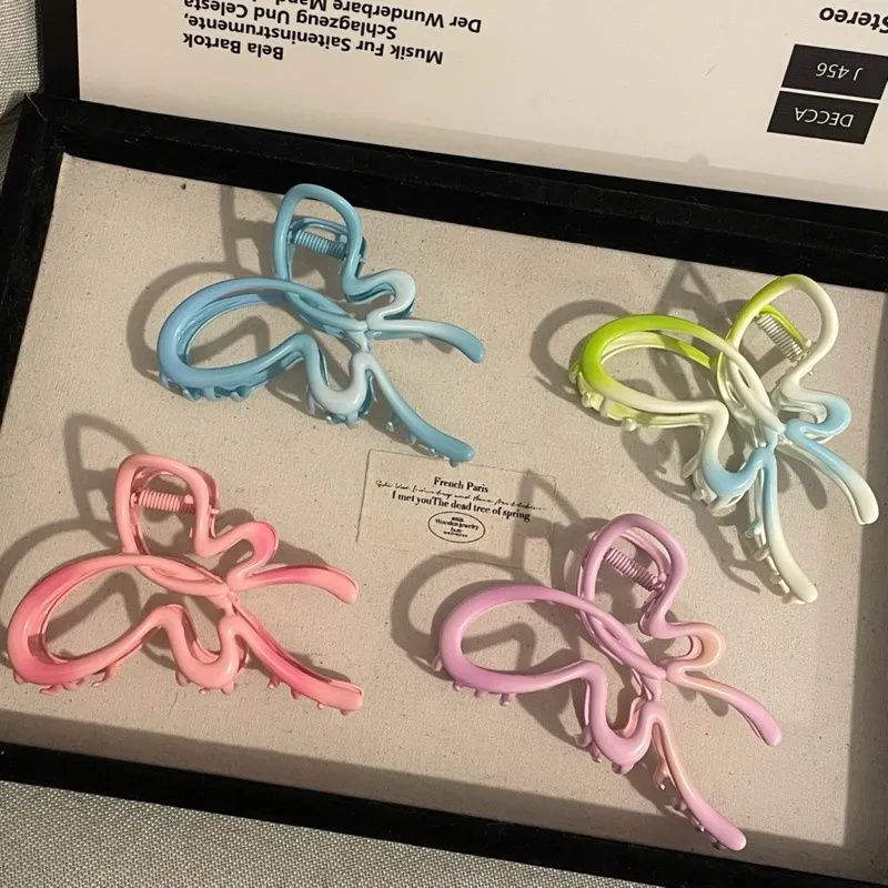 Sweet and cool girl~ins butterfly cut out design gripper cute hair clip for women's back of head shark clip 2024new arrival