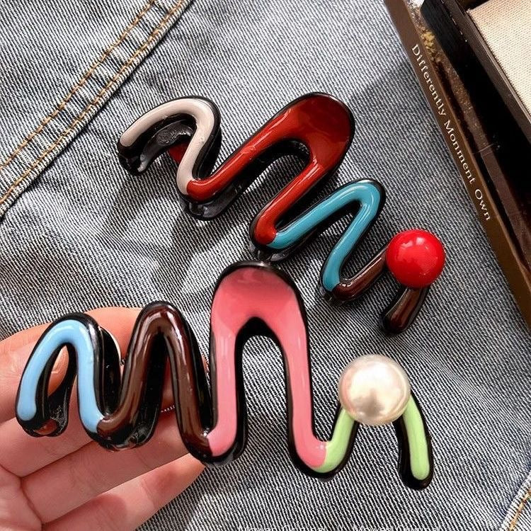 Red and blue contrast color hair clip shark clip hair clip for women's back of head wavy pearl classy clip hair accessories