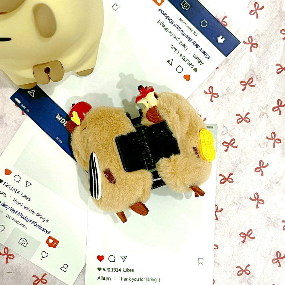 Red book same style ~ capibala cute cartoon plush capybara half grab the back of the head shark clip grab clip hair accessories for women