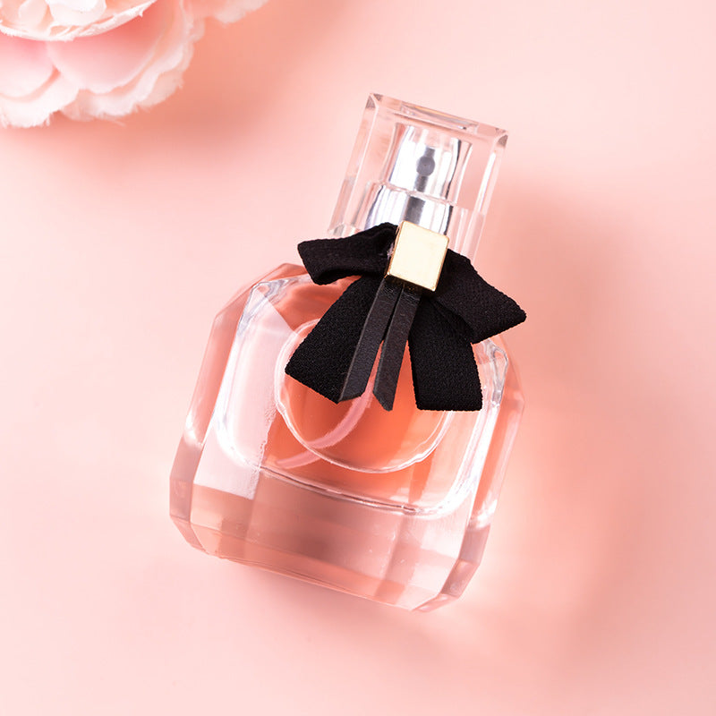 Perfume 30ml in stock new arrival girl fresh long-lasting floral and fruity fragrance women's reversal paris perfume perfume