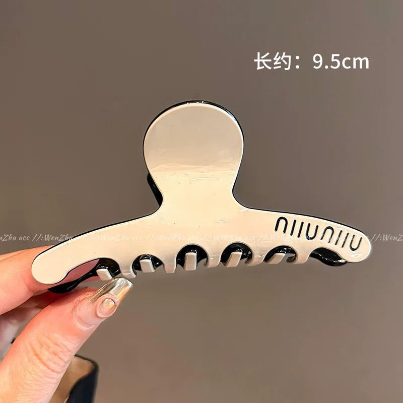 Japanese and korean classy acetate hair clip for women, large classy hair clip, back of head hair clip, headwear shark clip
