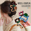 Line puppy ~ cute contrasting color gripper for women, high-end back of the head painted shark clip 2026 new hair clip