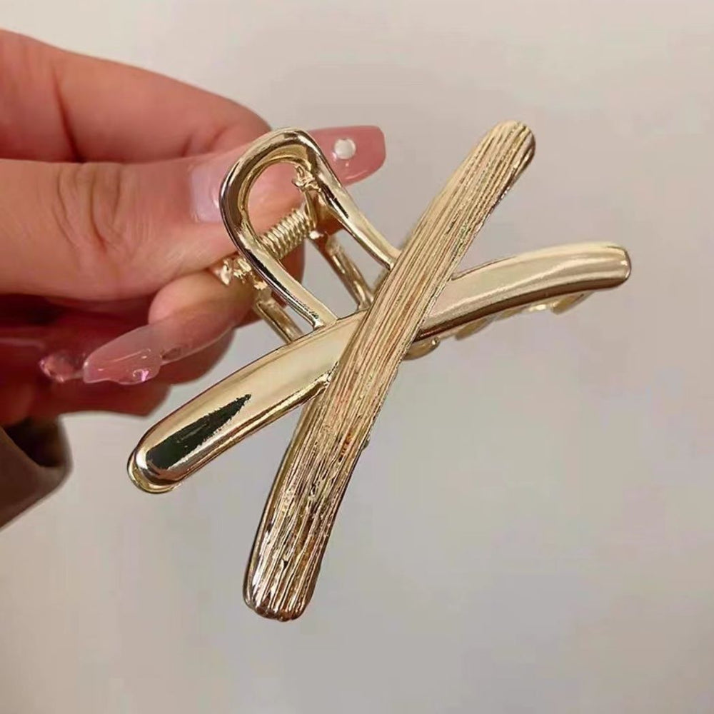 2024 korean new metal cross half claw clip back of head elegant shark clip hair claw headwear for women