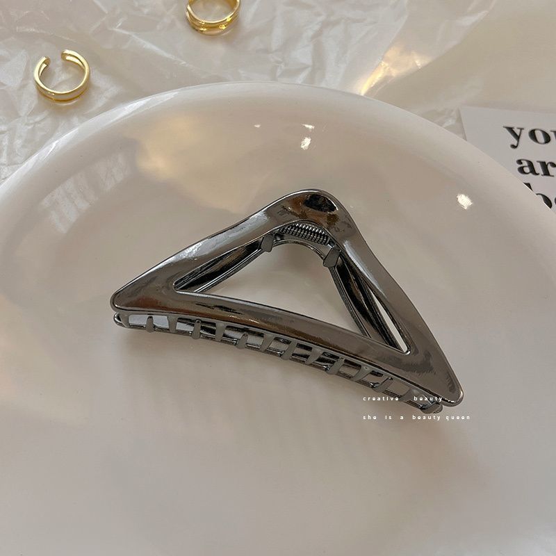 Classy metal triangle hairpin for women's back of head, elegant popular gripper, large shark clip, headwear