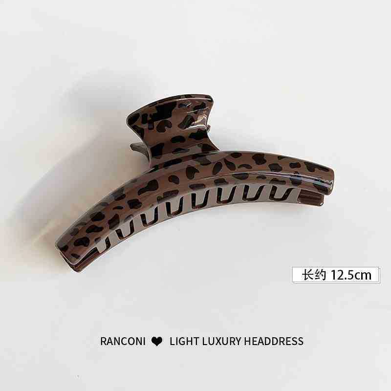 Korean style leopard print hollow square hair clip - minimalist, unique, and trendy claw clip - niche design, new hair accessories for women - wholesale