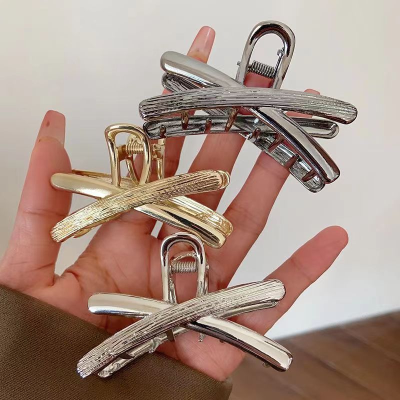 2024 korean new metal cross half claw clip back of head elegant shark clip hair claw headwear for women