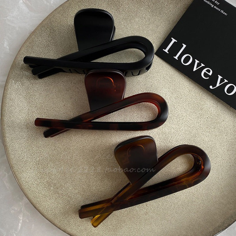 2024 new arrival: elegant design - vintage acrylic hair clip for women, high-end style, back of head updo claw clip, shark clip