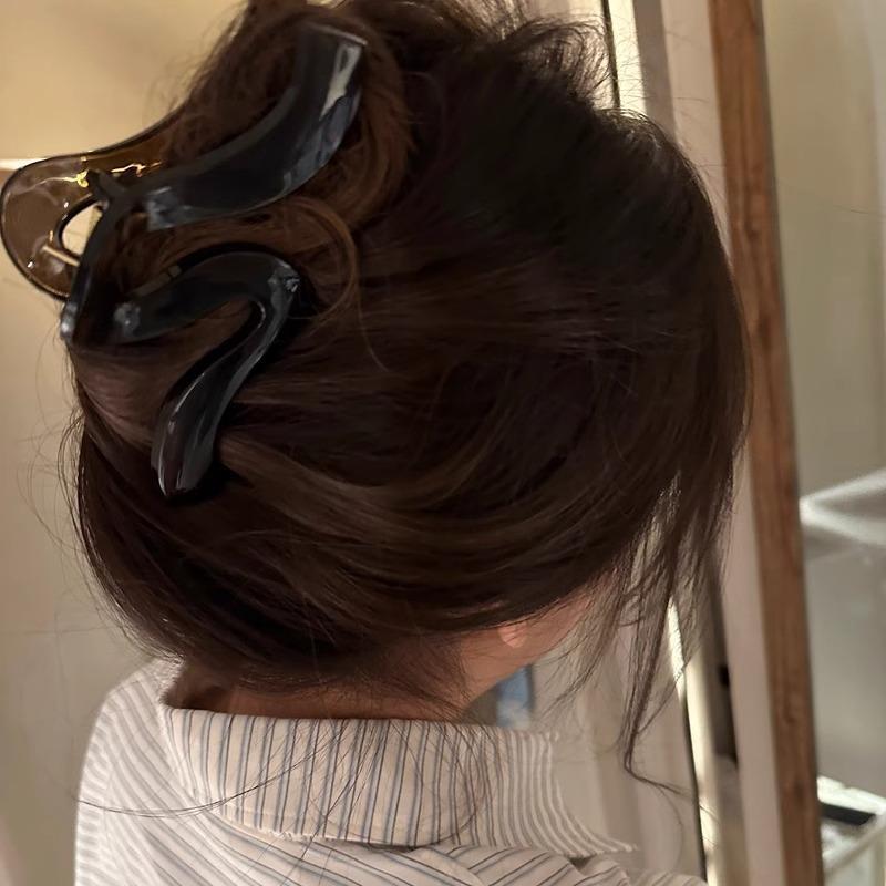 Geometric shape large shark clip grab clip back of head hair grab simple hair clip women's hair volume new arrival headwear