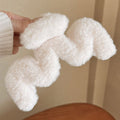 Fall and winterstuffed wavy hair clip on the back of the head casualelegant large furry gripper shark clip hairpin headwear wholesale