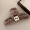 Plush brown criss-cross white label - 13cm