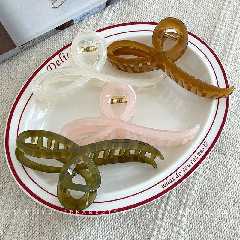Large claw clip for thick hair, shark clip hair accessory for women, back of head hair clip, elegant updo hairpin, high-end hair accessory