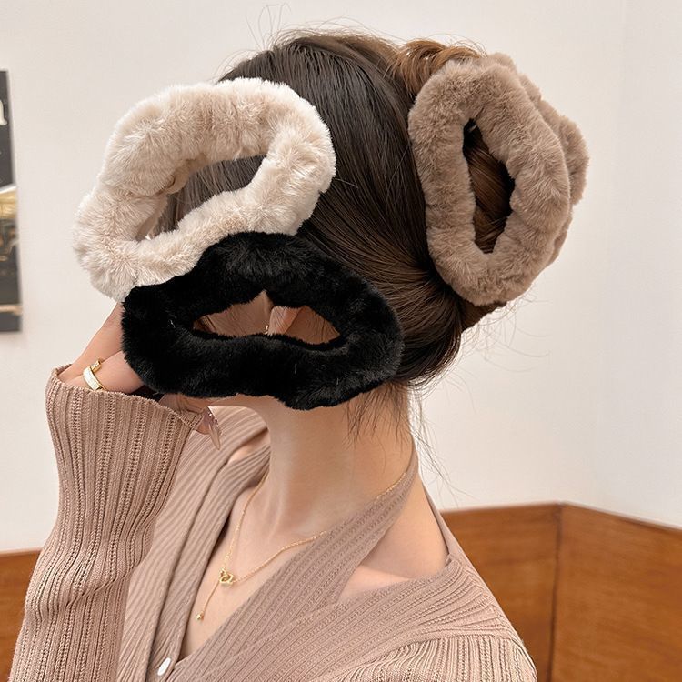 Cloud stuffed hair clip for women, back of head, hair clip, fall and winter coffee color, large shark clip, headwear, elegant hairpin